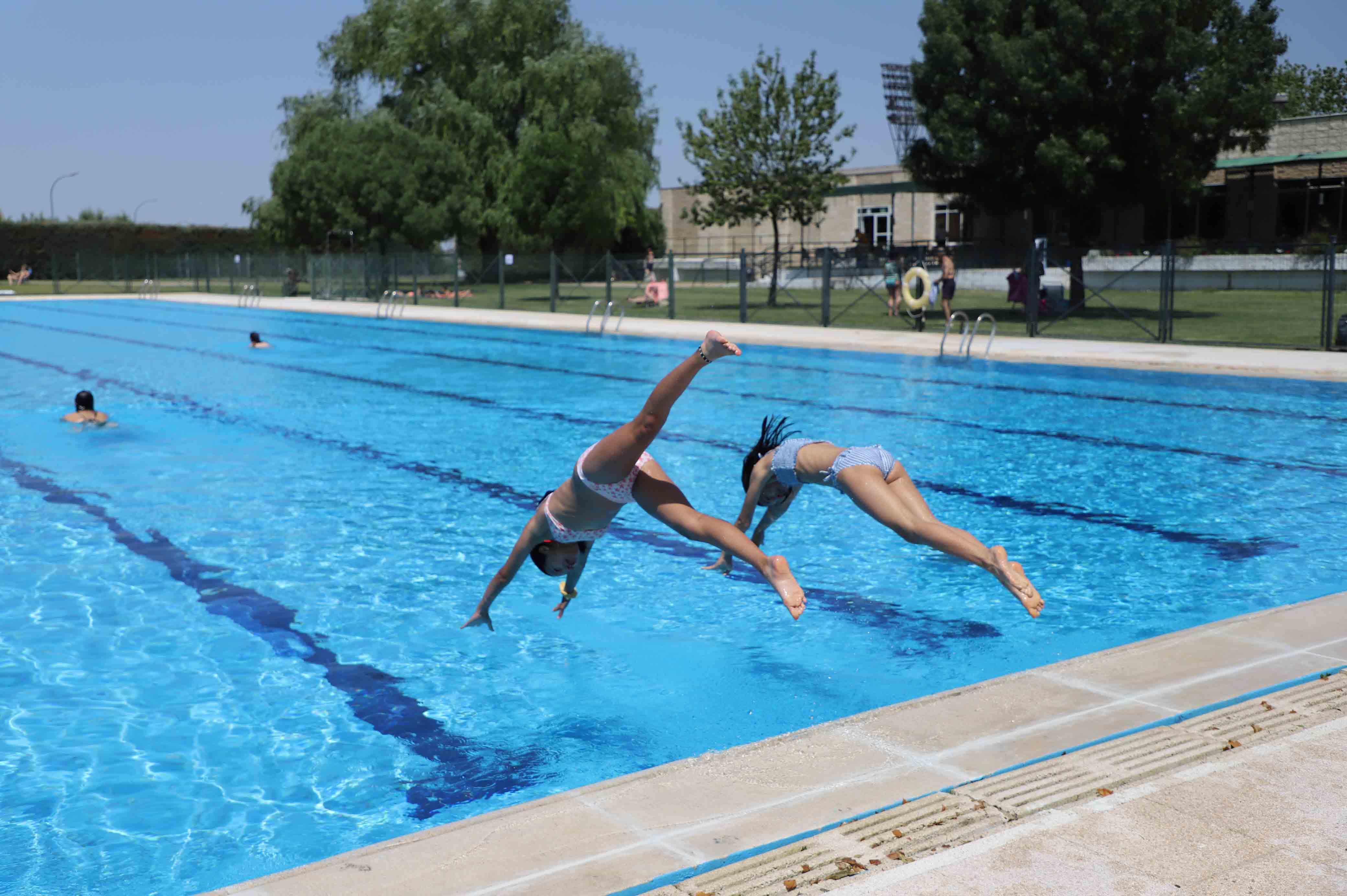 Primer día de piscinas