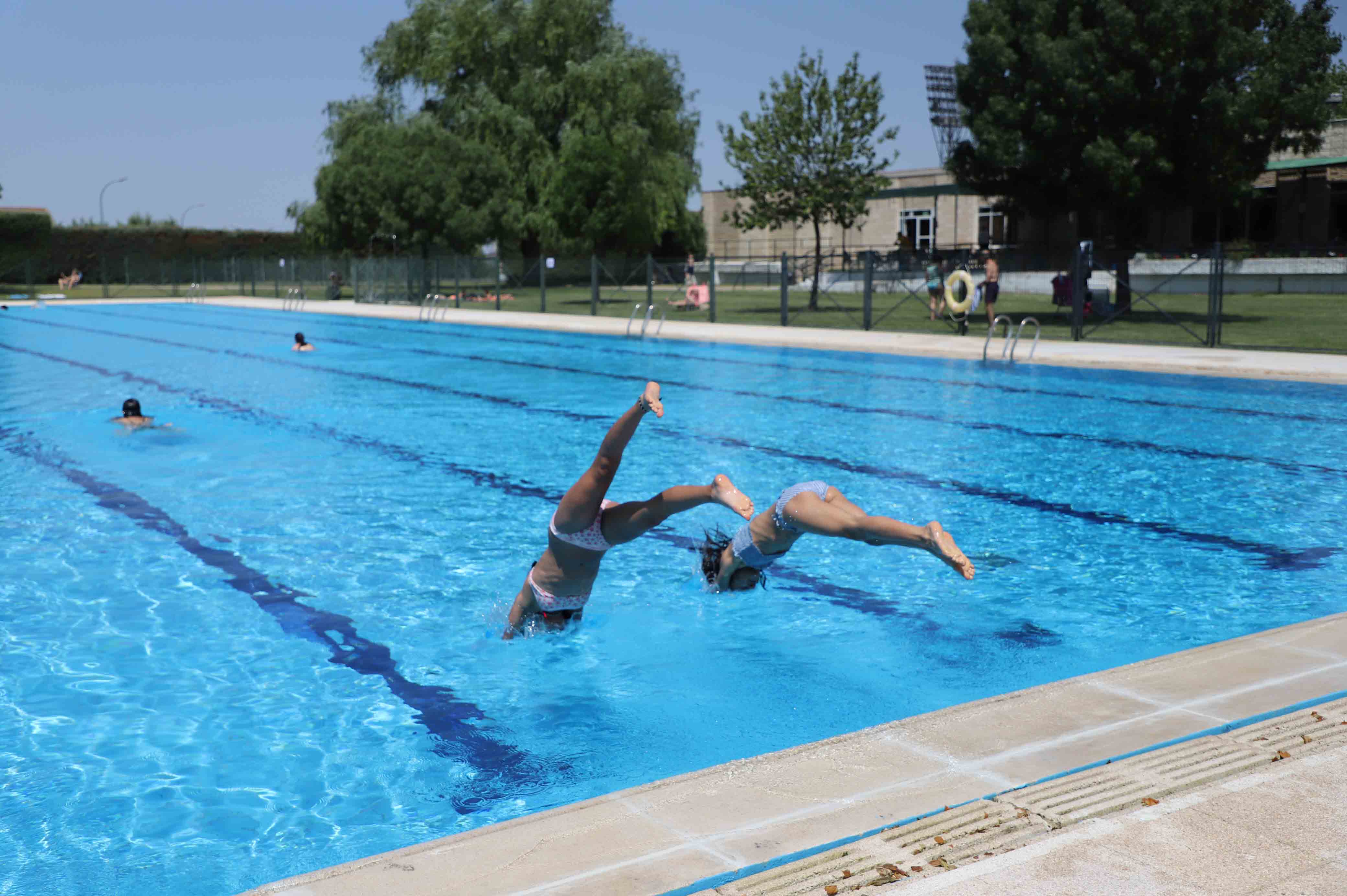 Primer día de piscinas