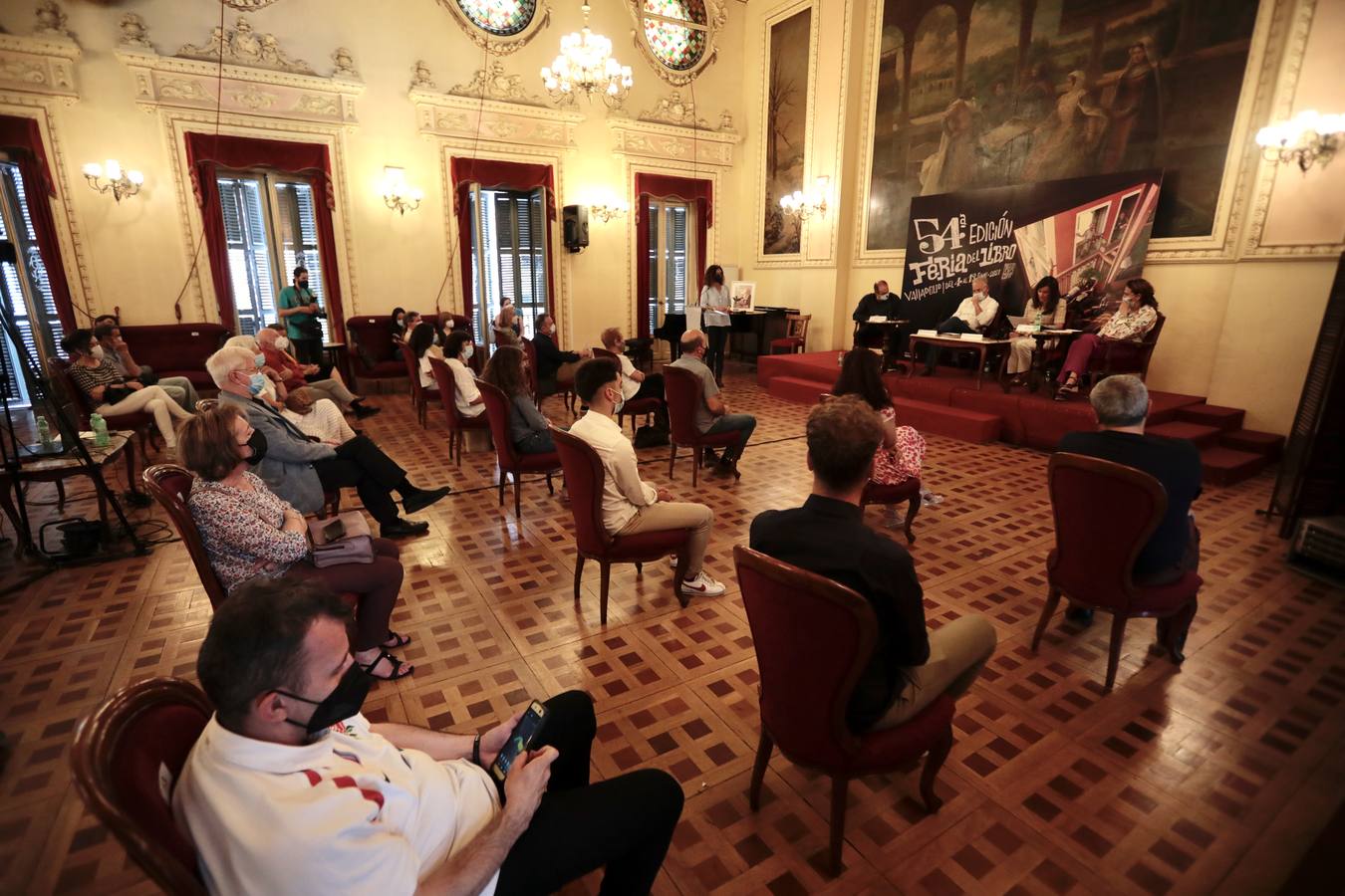 Fotos: La Feria del Libro de Valladolid rinde homenaje a José Jiménez Lozano