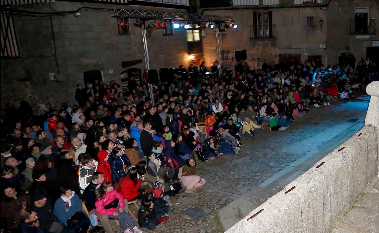 El solano bajero acogerá la proyección de las obras 
