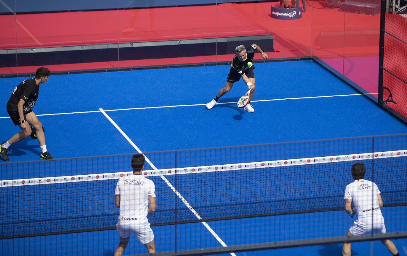 Partido entre Arturo Coello y Miguel Lamperti contra Jon Sanz y Christian Fuster.