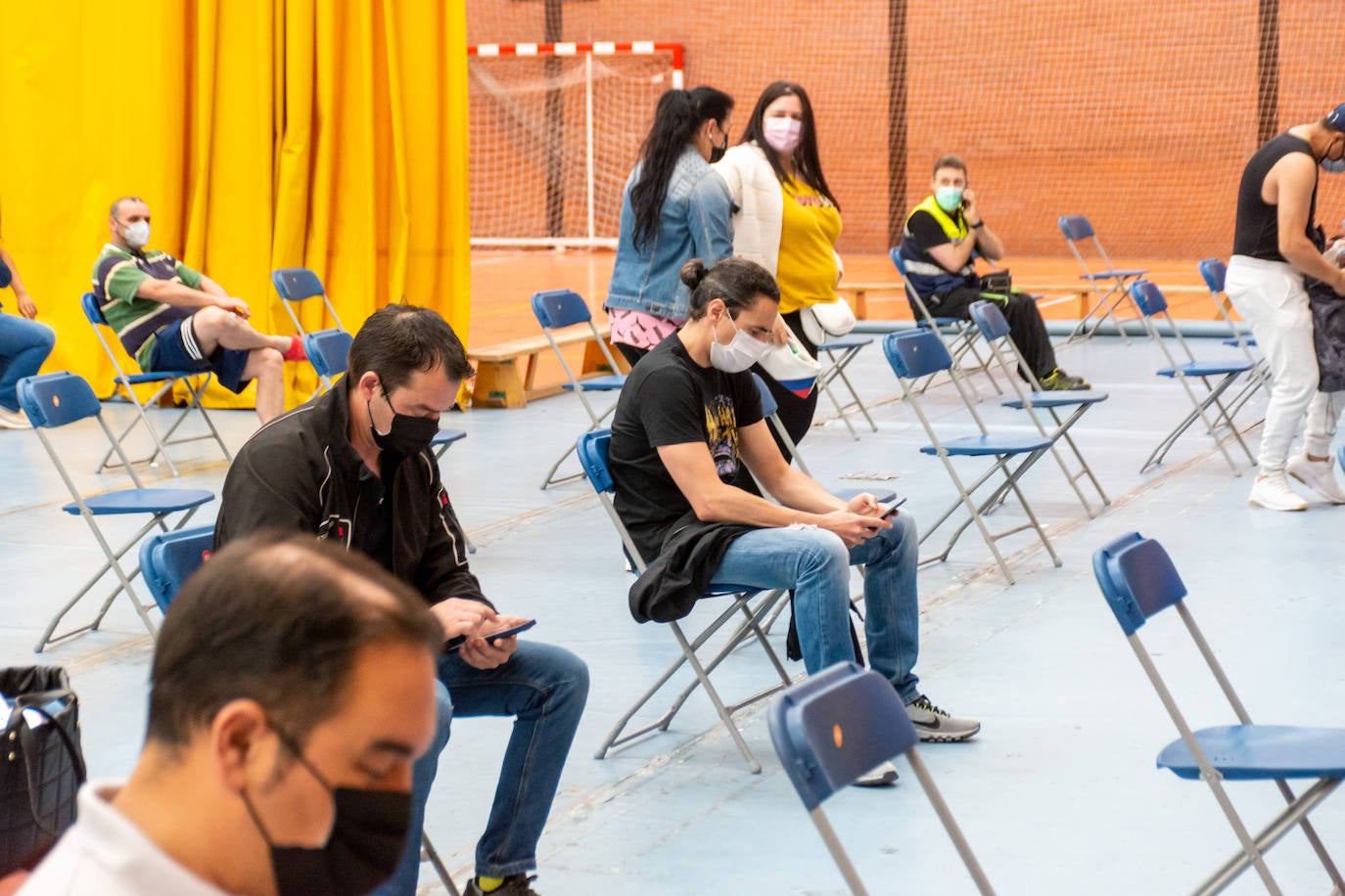 Fotos: Turno de vacuna para los palentinos de 44 a 48 años