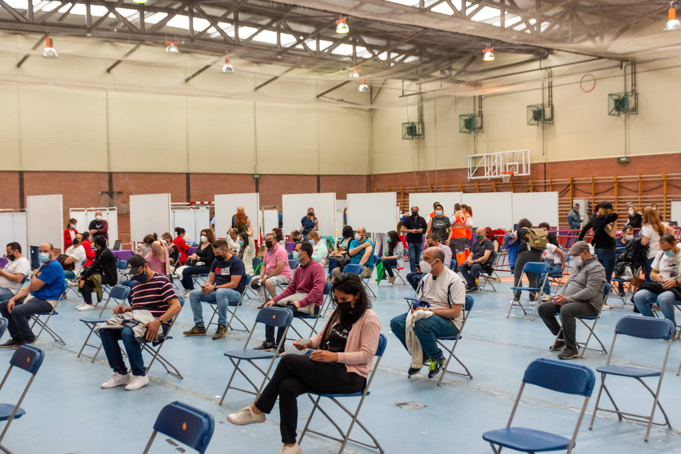 Fotos: Turno de vacuna para los palentinos de 44 a 48 años