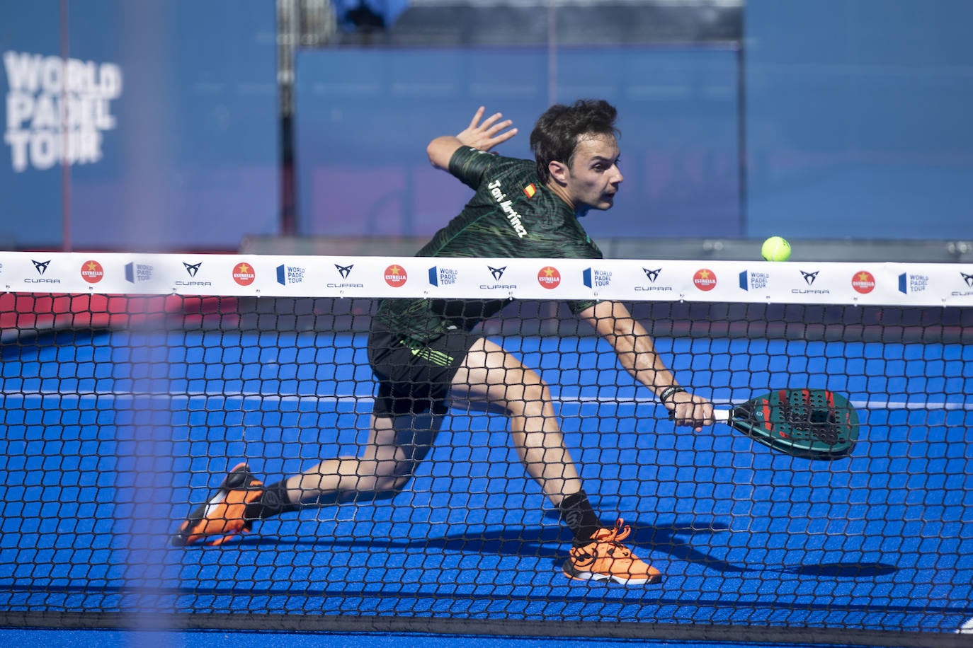 Fotos: World Padel Tour en la Plaza Mayor de Valladolid