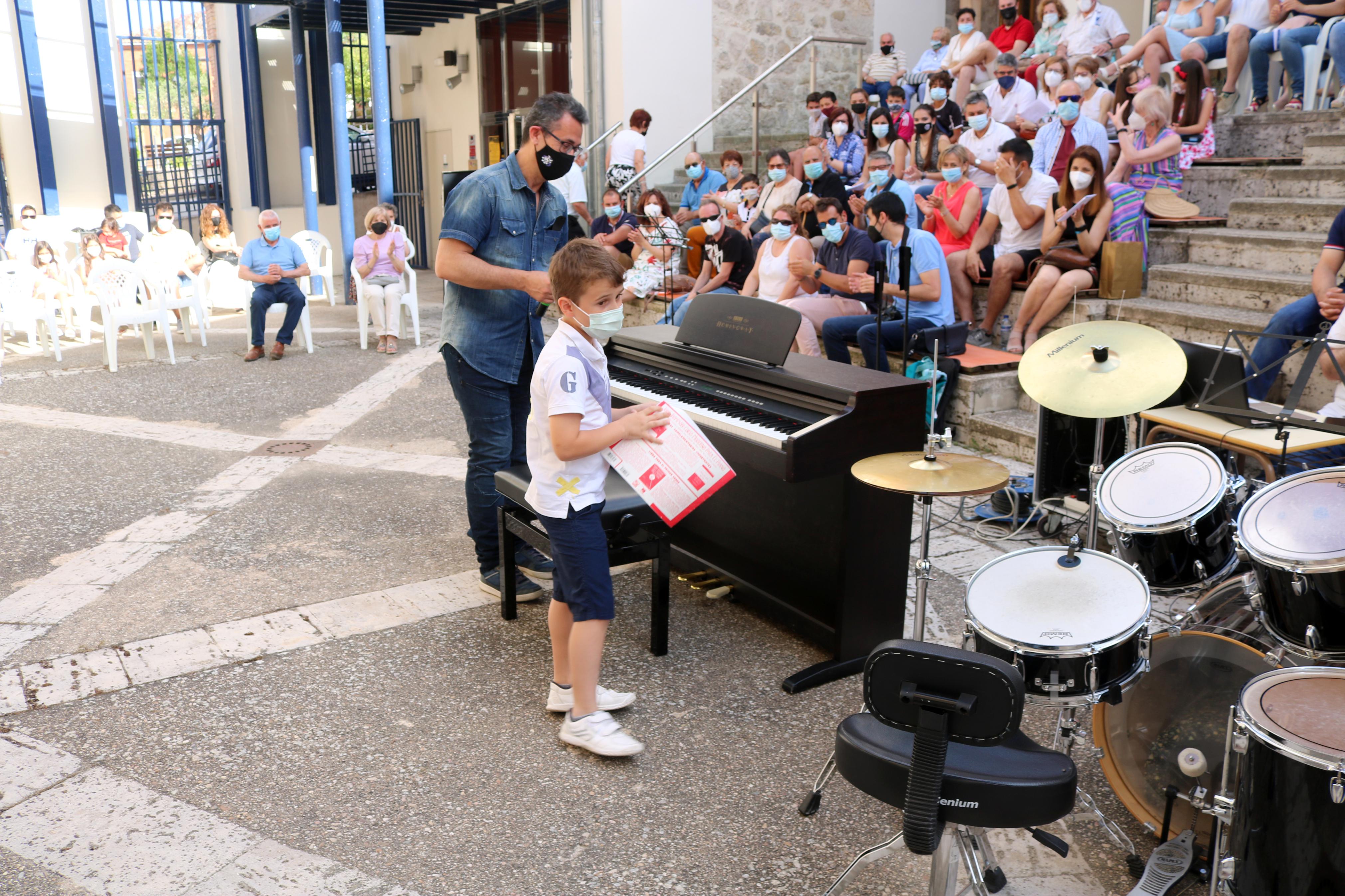 Animada velada musical en Baltanás