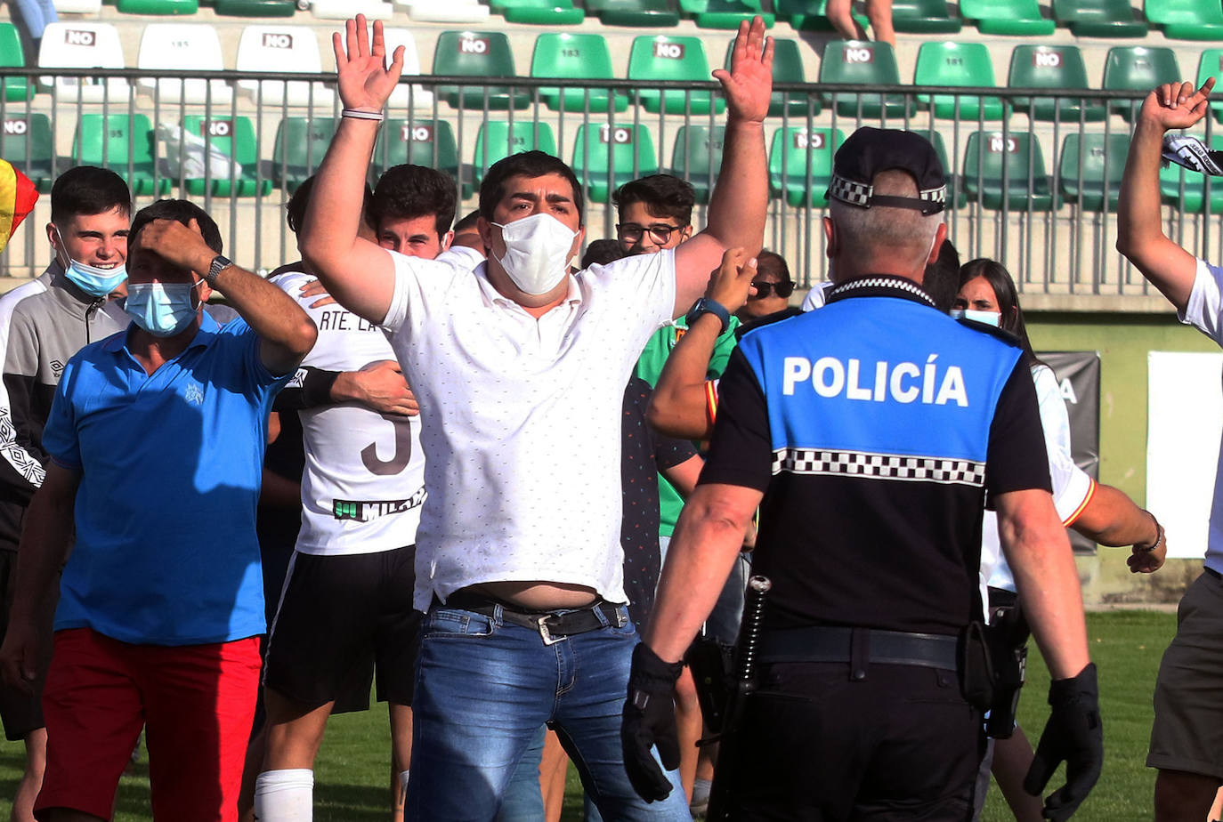 Altercados al final del partido entre Unami y Ciudad Rodrigo 