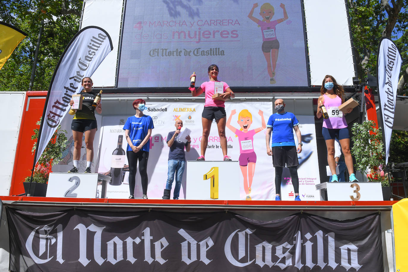 Fotos: IV Marcha y Carrera de las Mujeres en Valladolid (4/6)