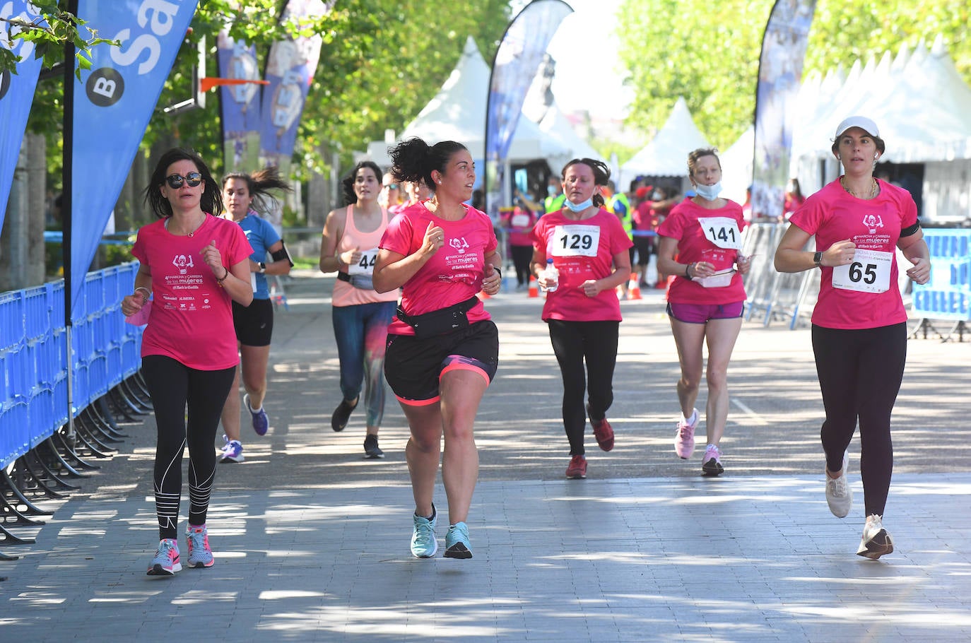 Fotos: IV Marcha y Carrera de las Mujeres en Valladolid (4/6)