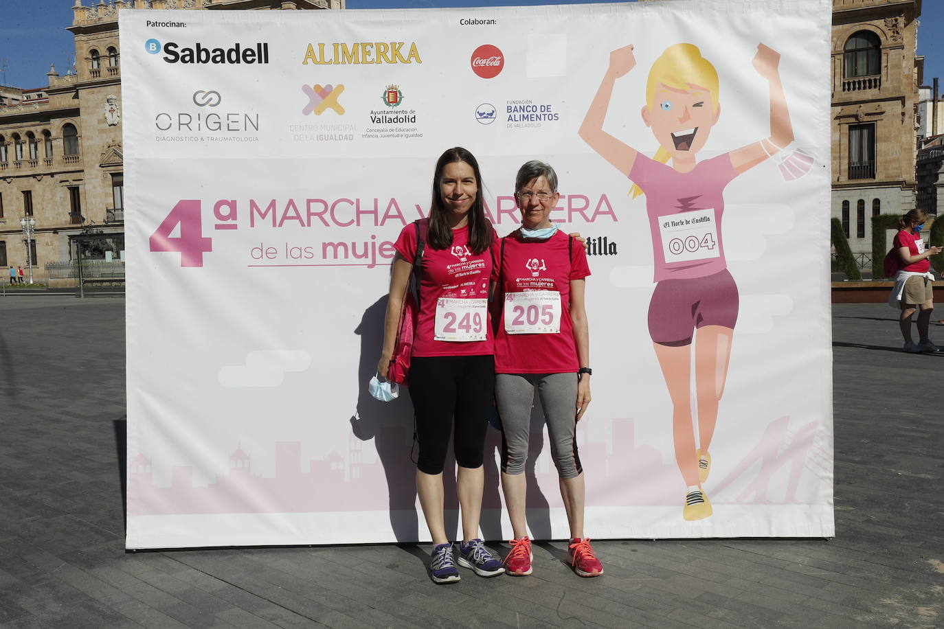 Fotos: IV Marcha y Carrera de las Mujeres en Valladolid (2/5)