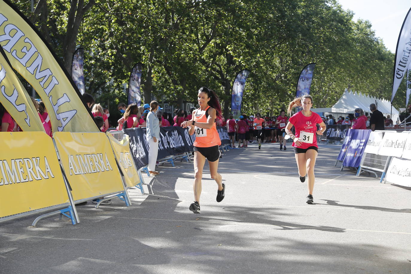 Fotos: IV Marcha y Carrera de las Mujeres en Valladolid (3/5)