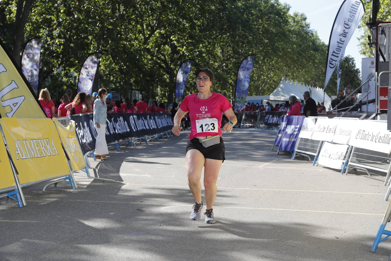 Fotos: IV Marcha y Carrera de las Mujeres en Valladolid (3/5)