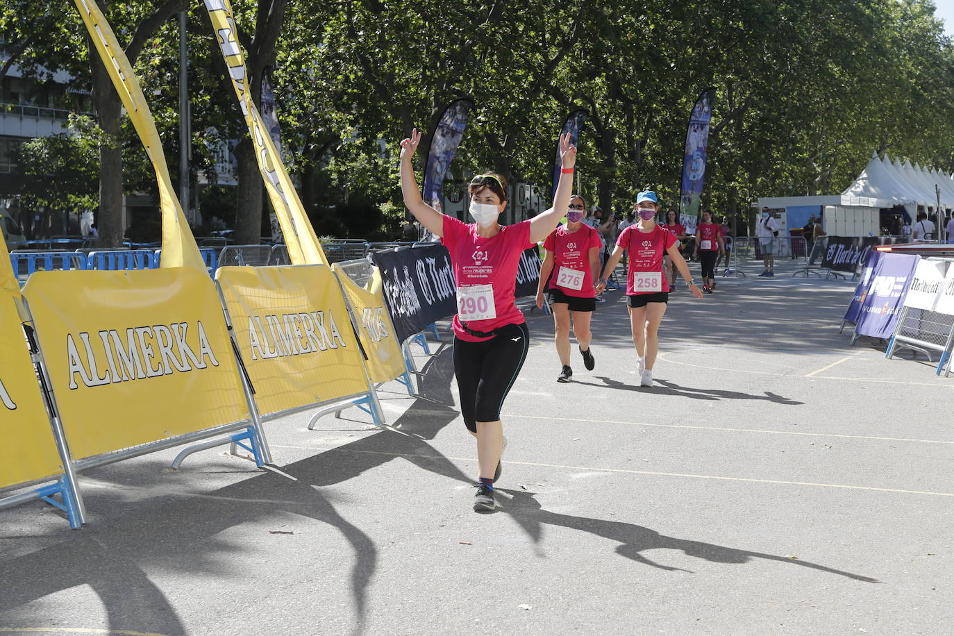 Fotos: IV Marcha y Carrera de las Mujeres en Valladolid (4/5)