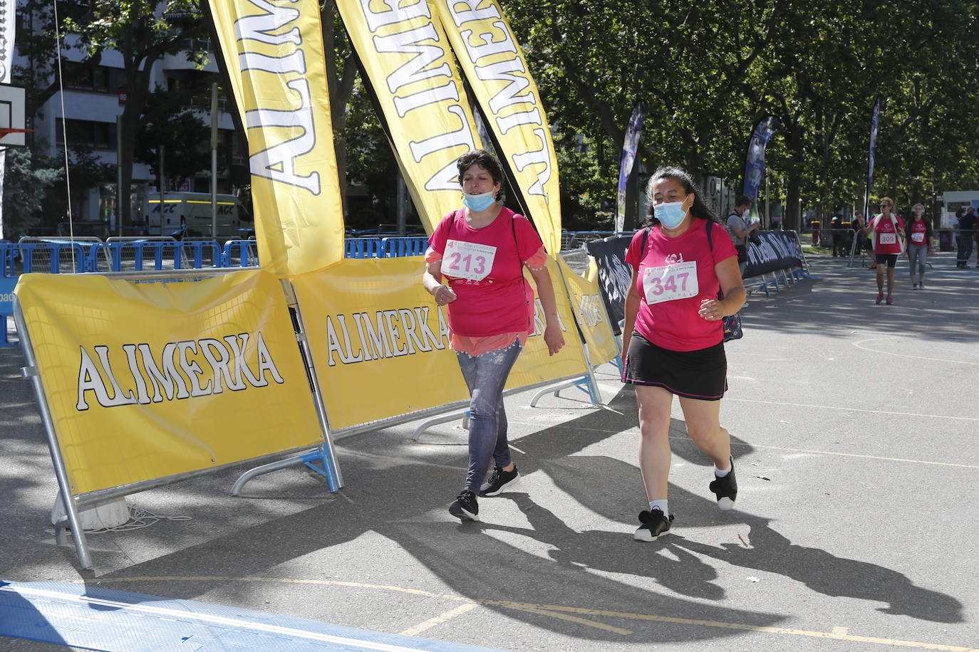 Fotos: IV Marcha y Carrera de las Mujeres en Valladolid (4/5)