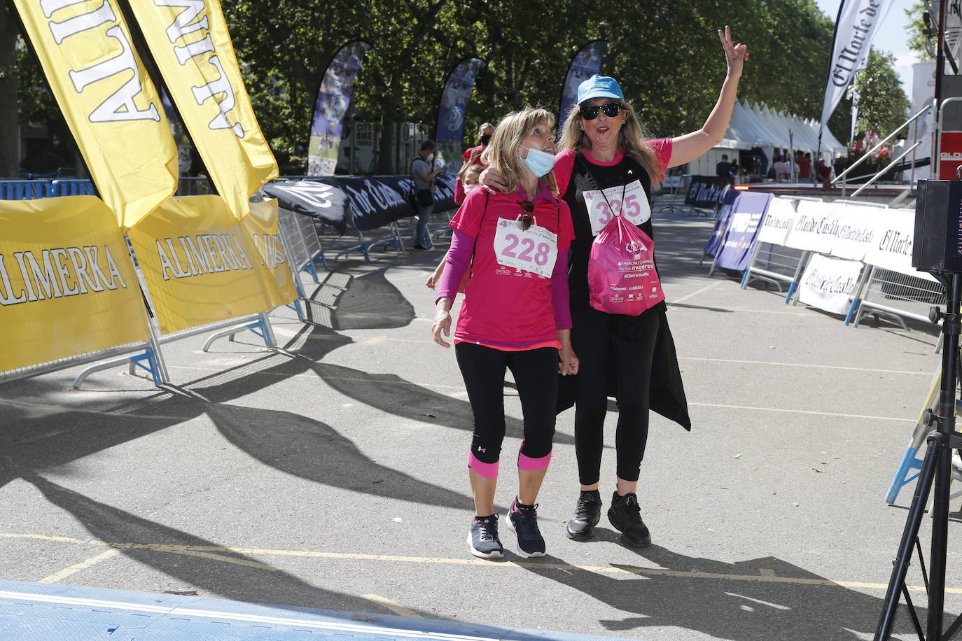 Fotos: IV Marcha y Carrera de las Mujeres en Valladolid (4/5)