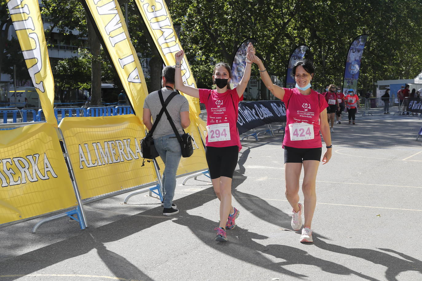 Fotos: IV Marcha y Carrera de las Mujeres en Valladolid (4/5)