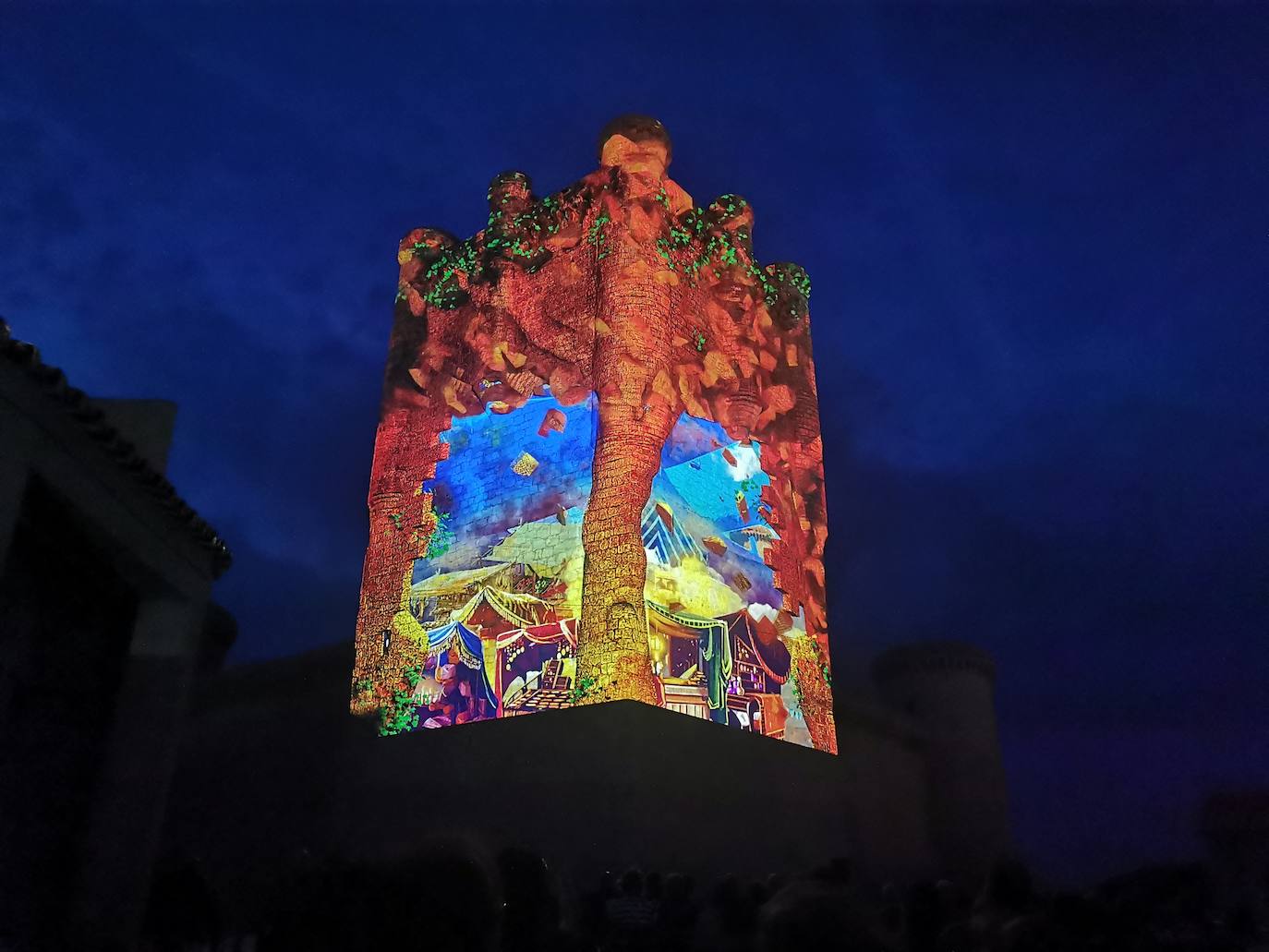 Fotos: Un videomapping recuerda en Torrelobatón la victoria de los comuneros en la localidad en 1521