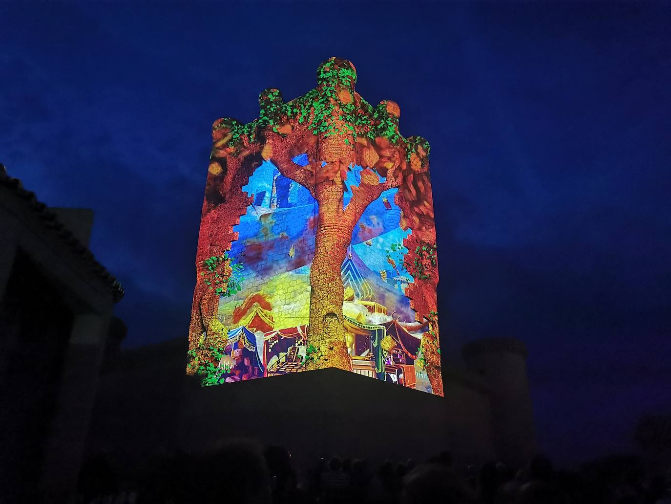 Fotos: Un videomapping recuerda en Torrelobatón la victoria de los comuneros en la localidad en 1521