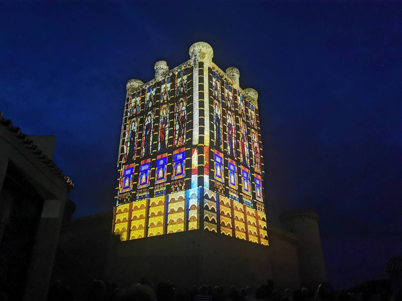 Fotos: Un videomapping recuerda en Torrelobatón la victoria de los comuneros en la localidad en 1521