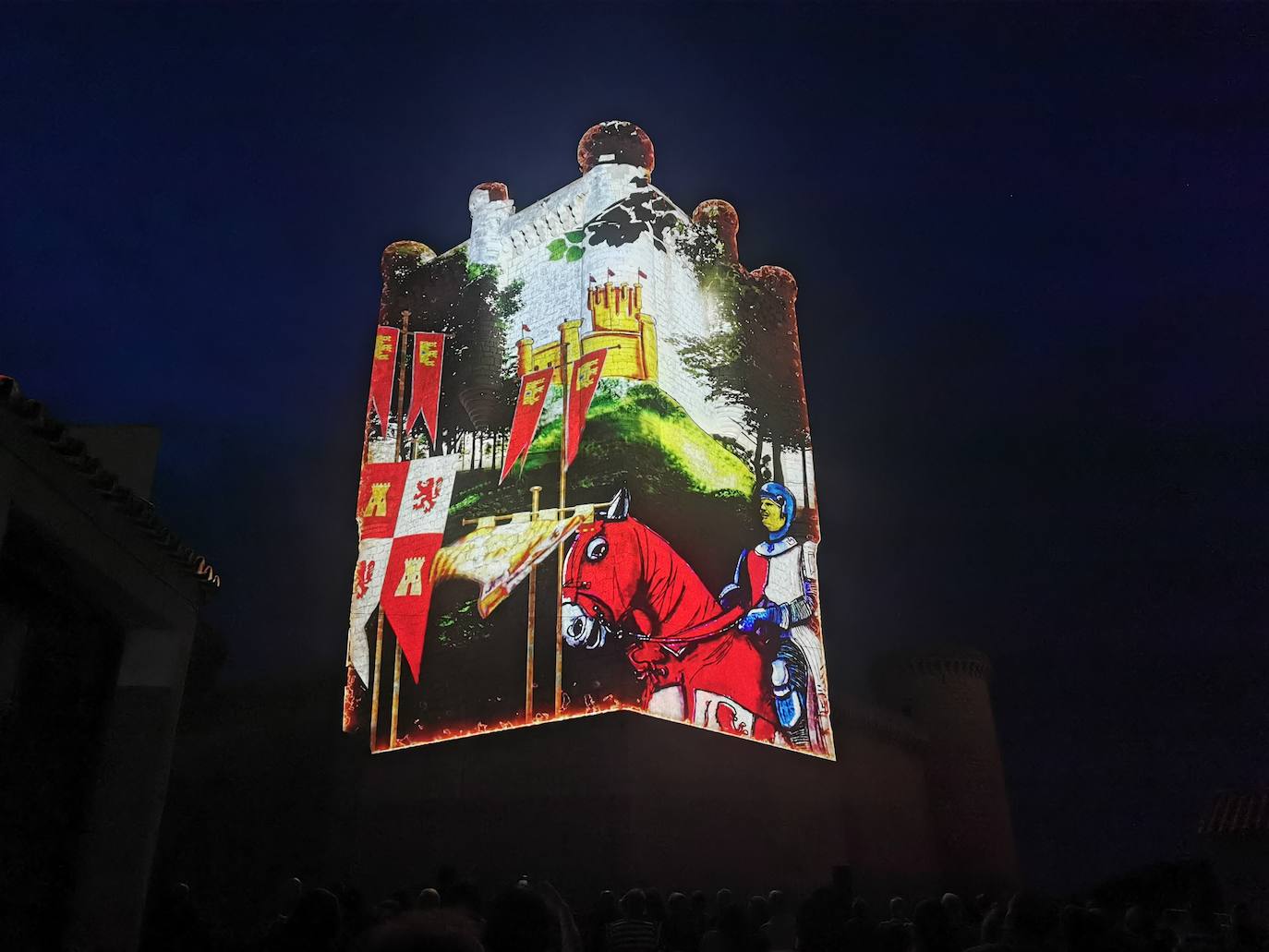Fotos: Un videomapping recuerda en Torrelobatón la victoria de los comuneros en la localidad en 1521