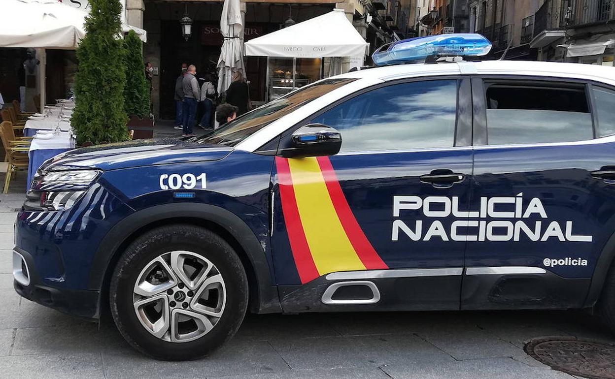 Un vehículo de la Policía Nacional, en una imagen de archivo.