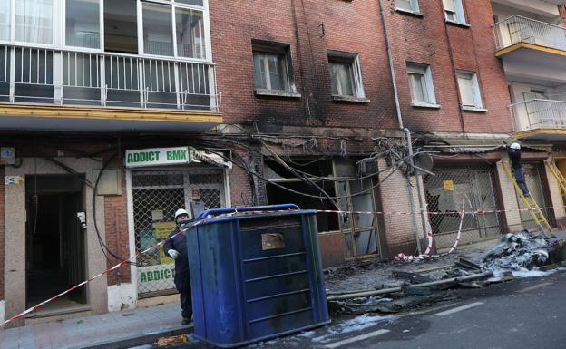 Daños provocados por el incendio en la calle Vera Cruz.