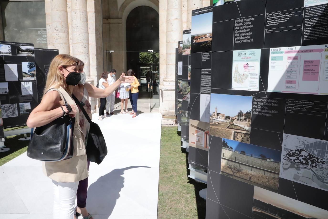 Fotos: Exposición de los proyectos de la Bienal de Arquitectura en el Patio Herreriano de Valladolid