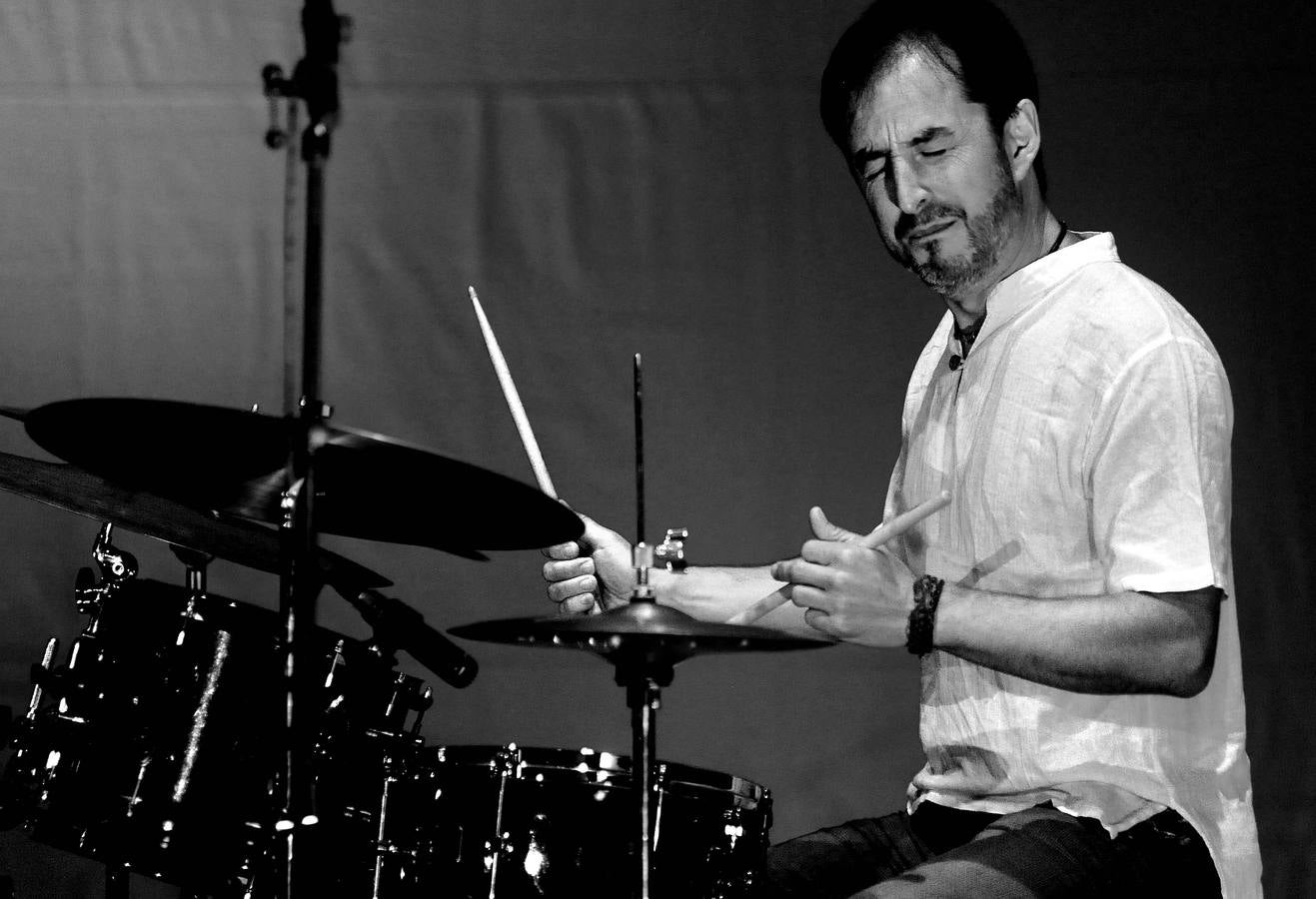 Fotos: l baterista Gonzalo del Val y la trompeta de Benet Palet, en el Festival de Jazz de Medina del Campo