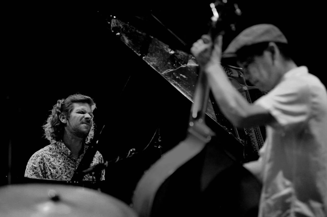 Fotos: l baterista Gonzalo del Val y la trompeta de Benet Palet, en el Festival de Jazz de Medina del Campo