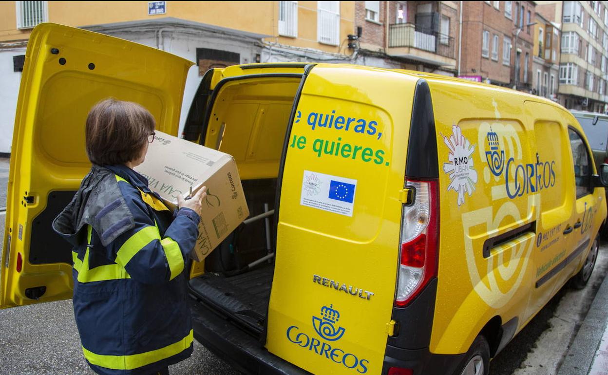 Repartidora de Correos 