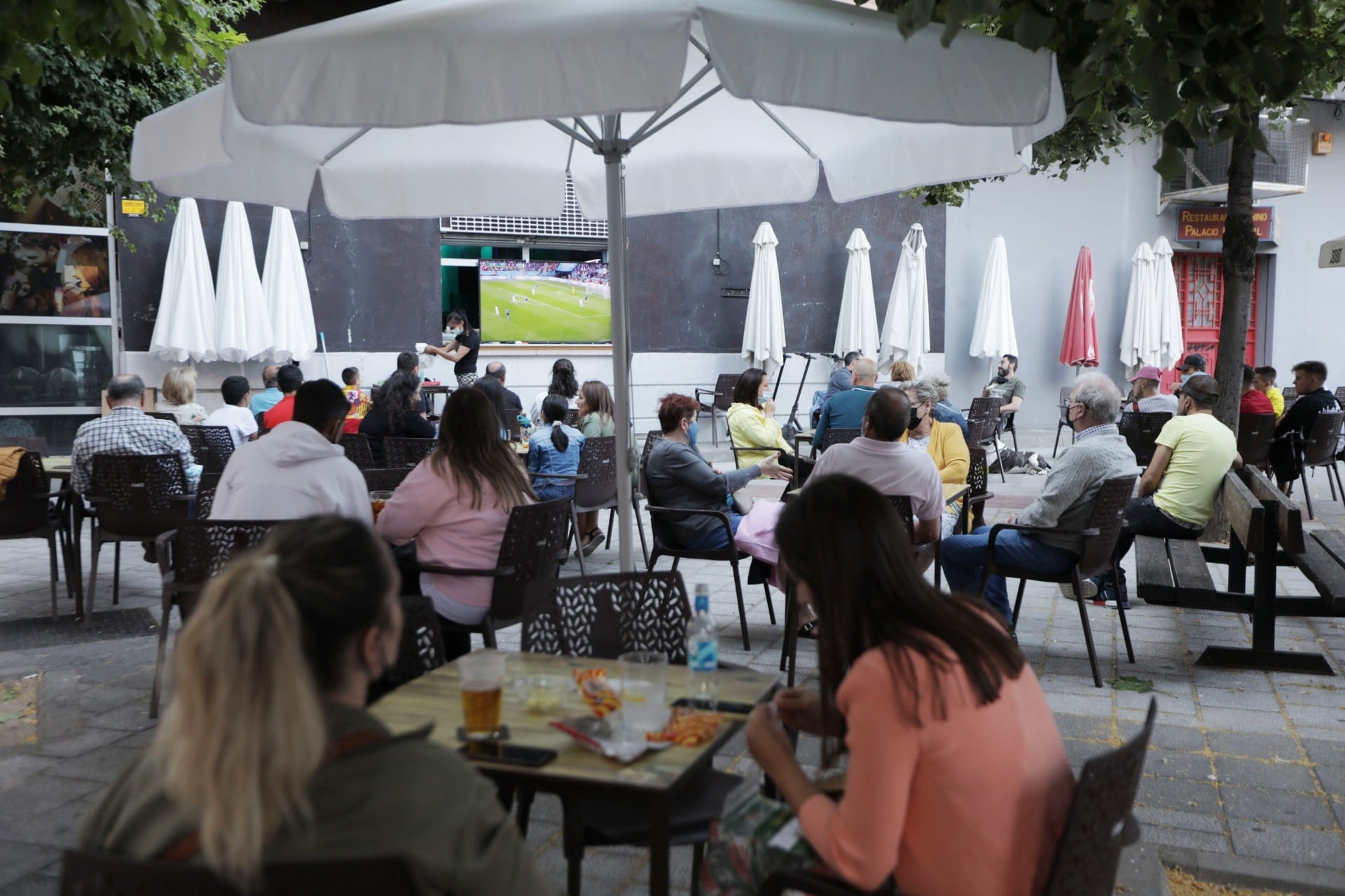 Fotos: Ambiente en Valladolid durante el Italia - España