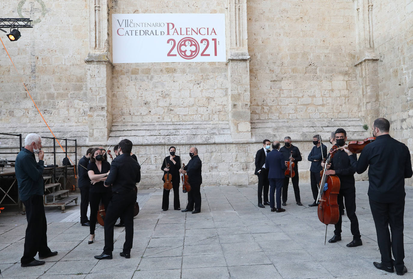 Fotos: La OSCyL felicita a la Catedral de Palencia en su séptimo centenario
