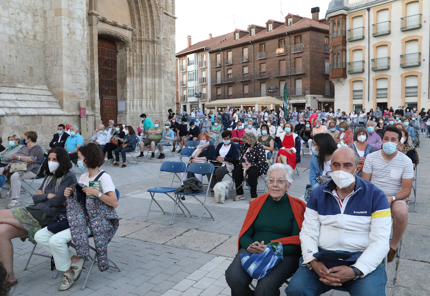 Fotos: La OSCyL felicita a la Catedral de Palencia en su séptimo centenario