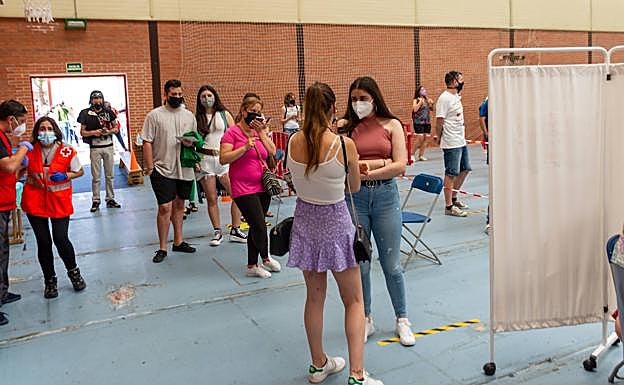 Vacunación de Erasmus, este jueves por la tarde en Palencia. 