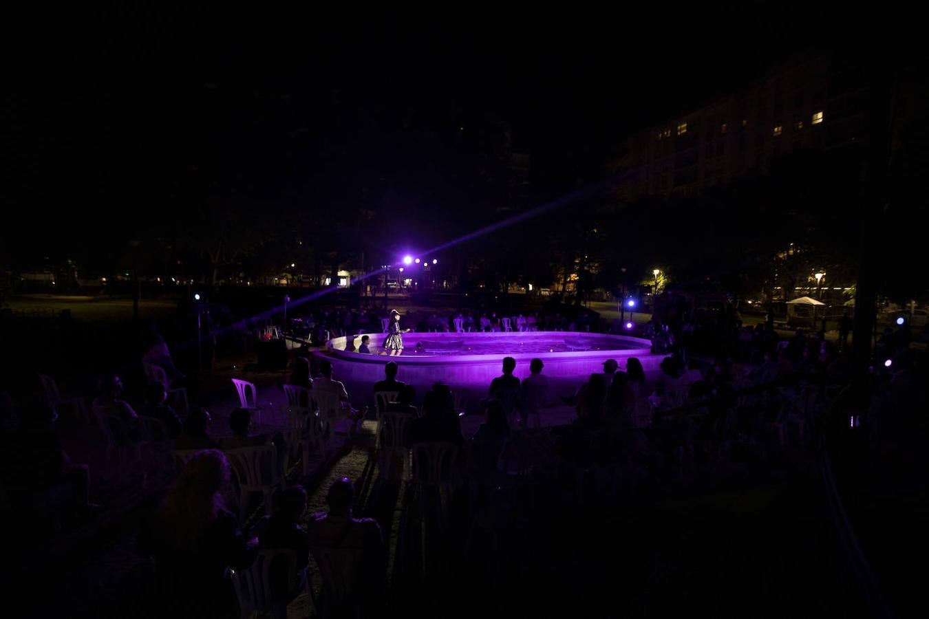 Caudal, de la compañía Miguel Gigosos, en la plaza del Poniente.