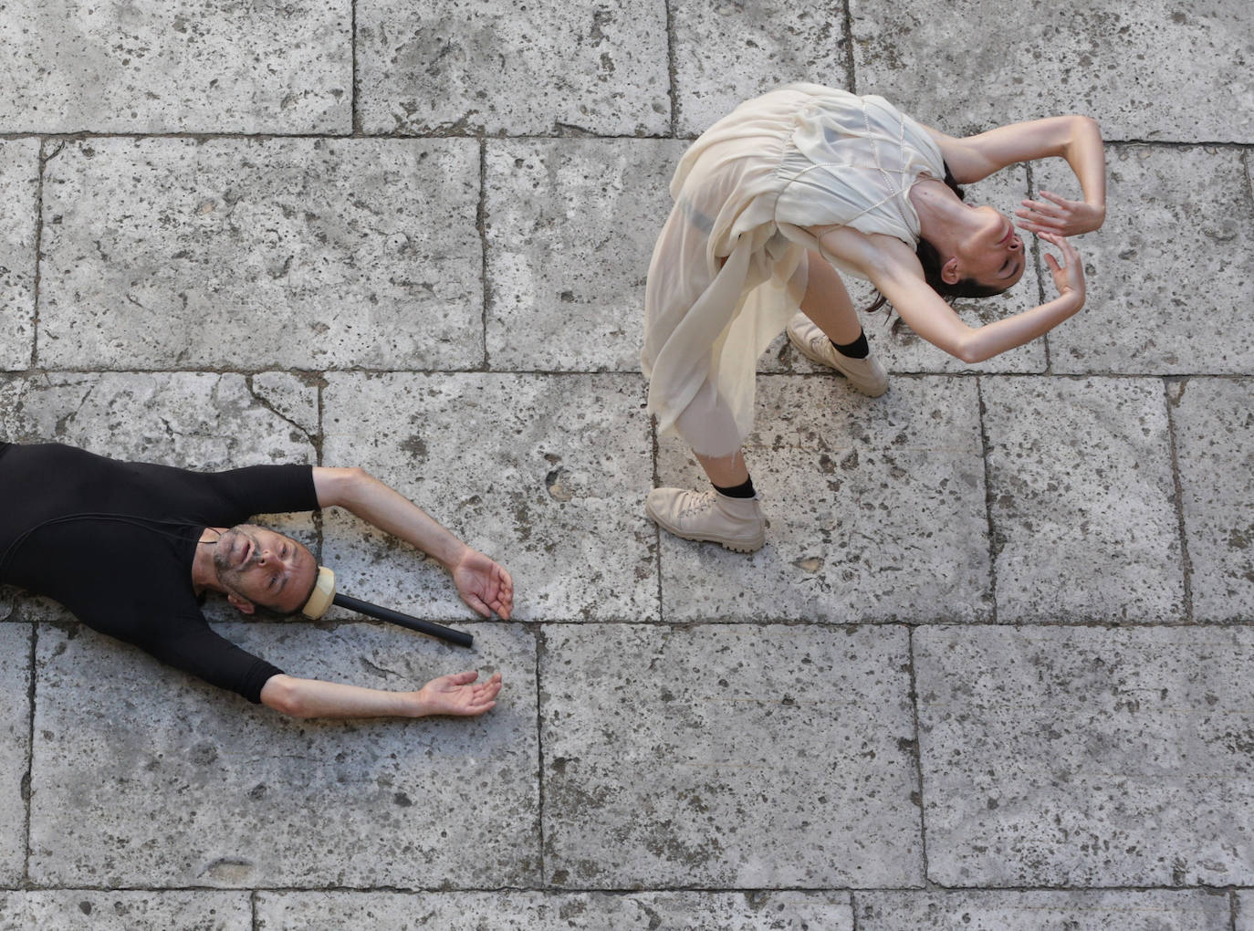Sin Ojana, de Chicharrón Circo Flamenco, en la acera de Recoletos.