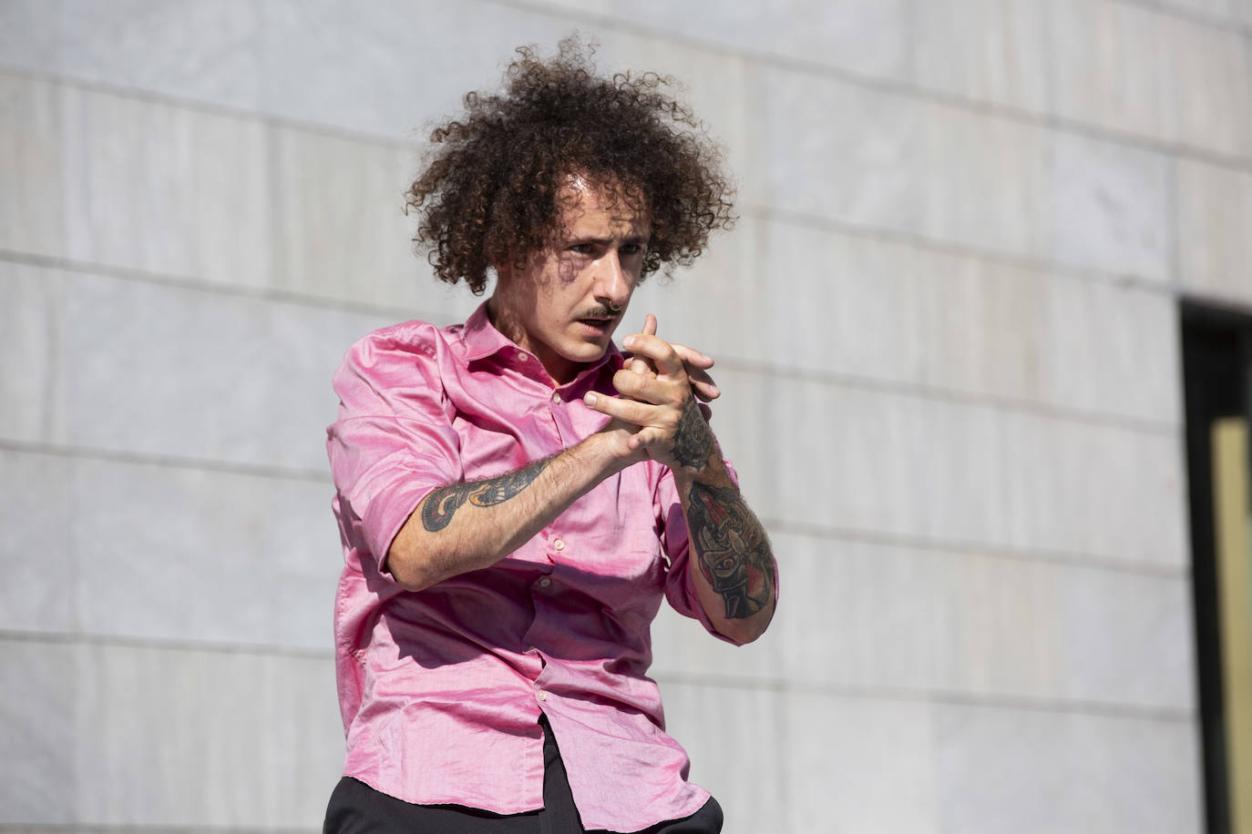 Frantics dance company. Last Space.