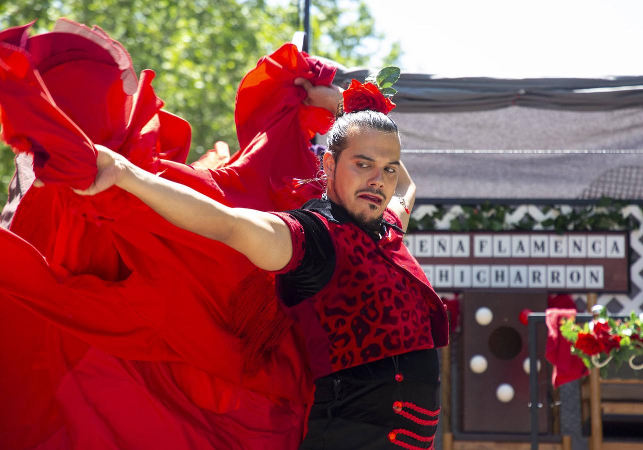 Sin Ojana, de Chicharrón Circo Flamenco, en la acera de Recoletos.