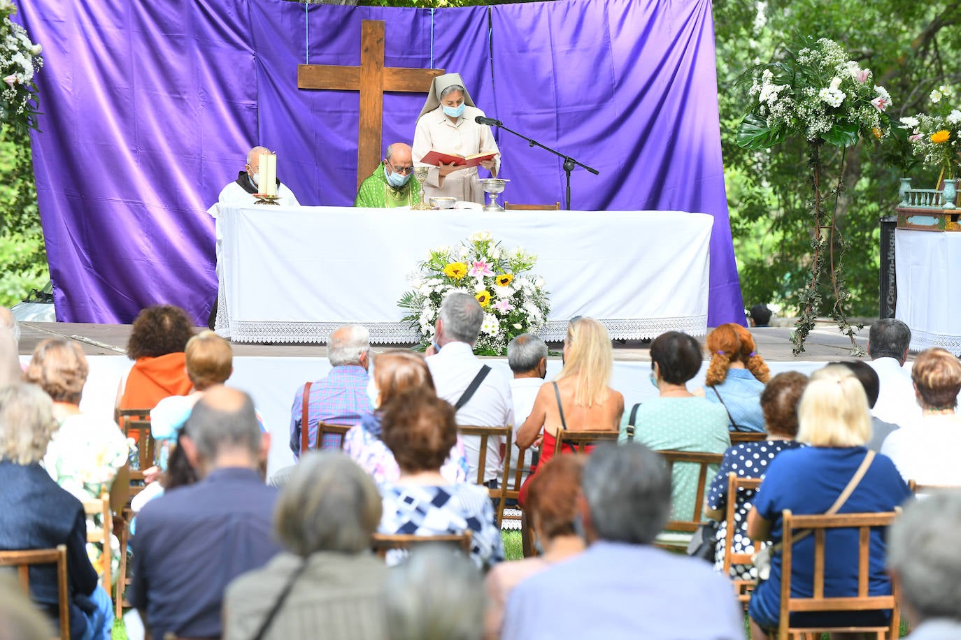 La Virgen del Carmen recorre las aguas del Pisuerga