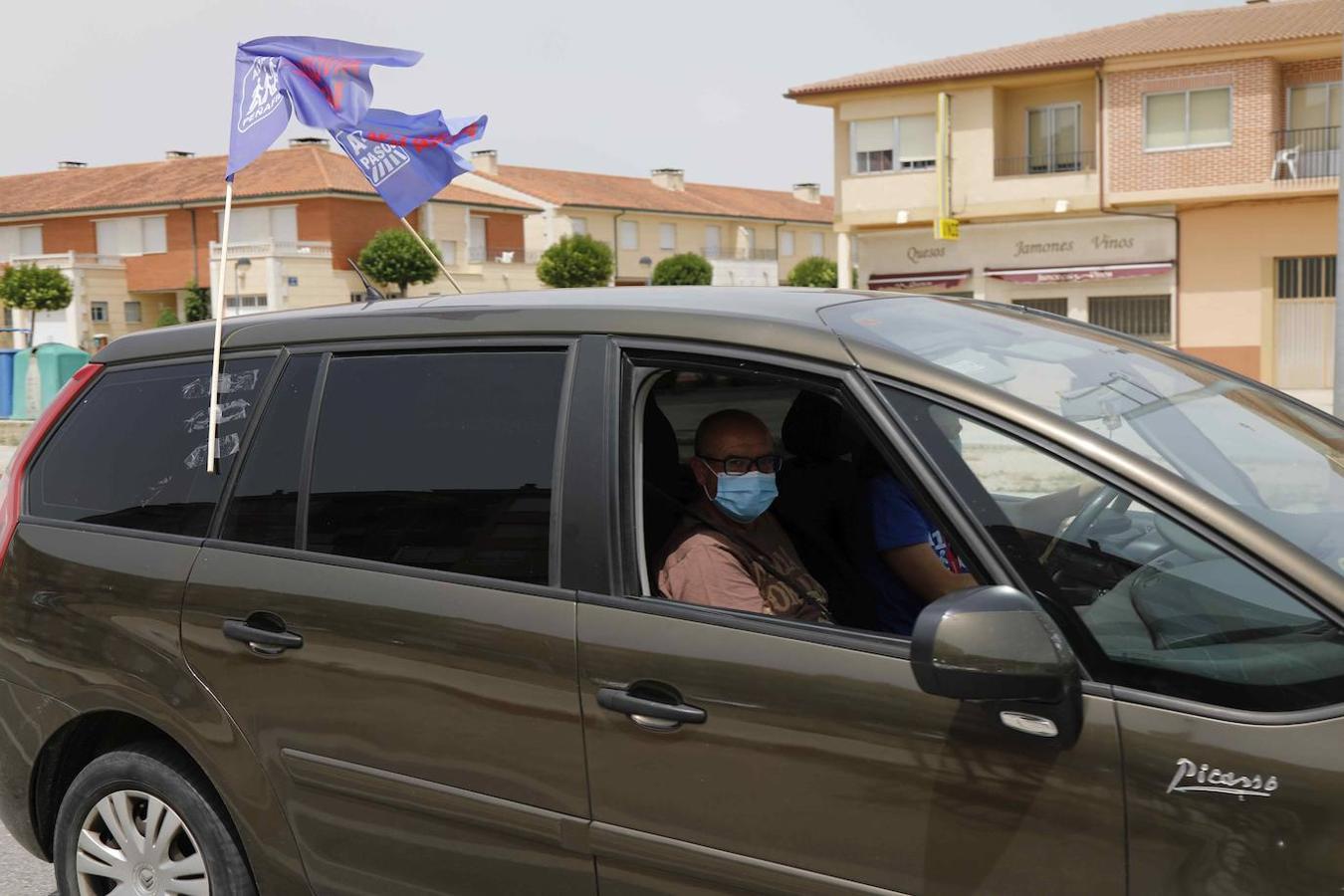 Concentración en Peñafiel reivindicando la Autovía del Duero