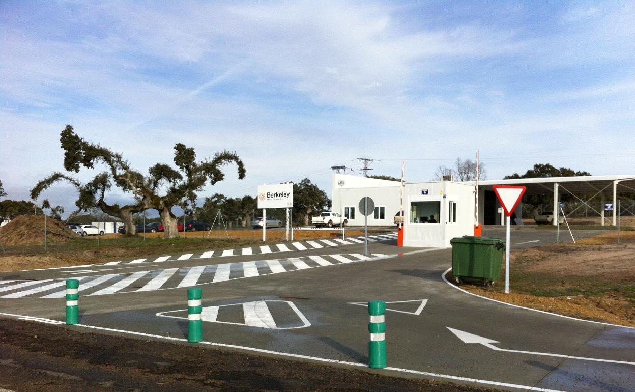 Exterior de las oficinas de Berkeley en Retortillo 