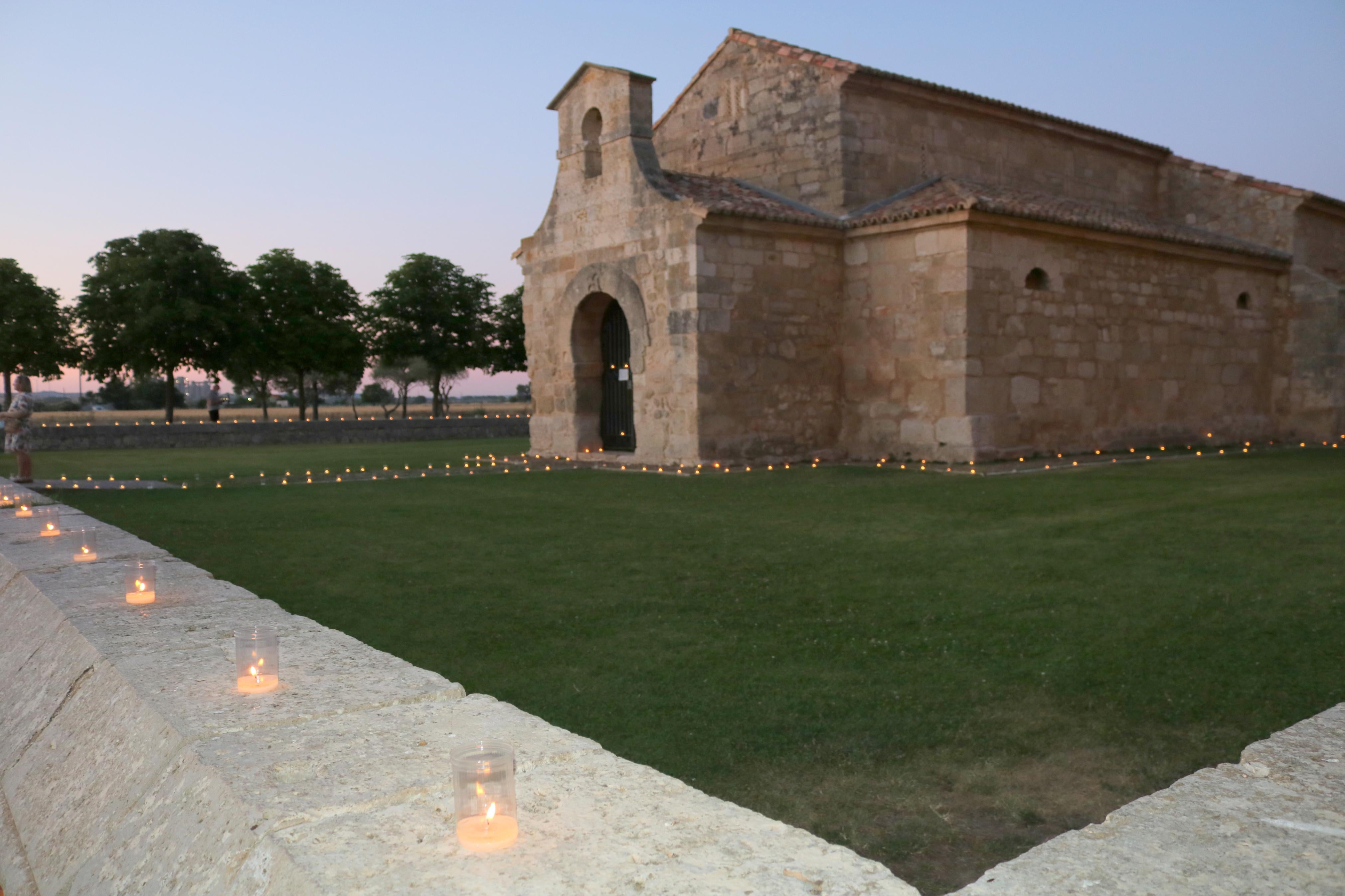 Baños de Cerrato disfruta de su Tercera Noche de las Velas