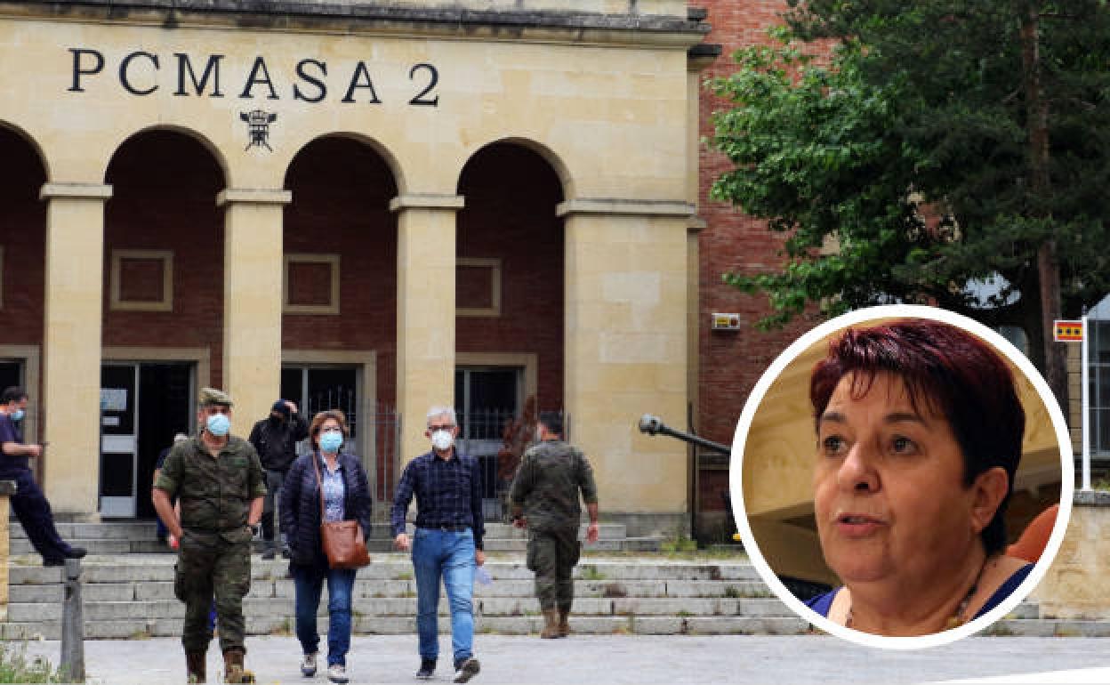 Trabajadores de la Base Mixta. A la derecha, la alcaldesa de Segovia, Clara Luquero. 