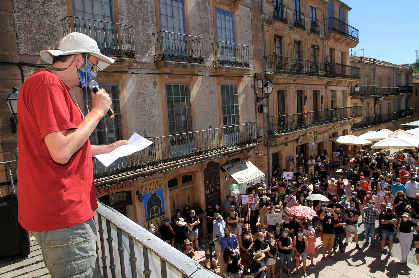 Manifestación este sábado en Sepúlveda en contra de los recortes sanitarios.