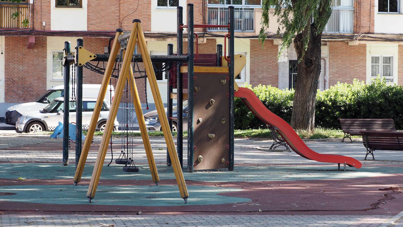 El barrio de La Farola se empezó a construir en el año 1936, junto con la edificación de esa zona del Paseo Zorrilla