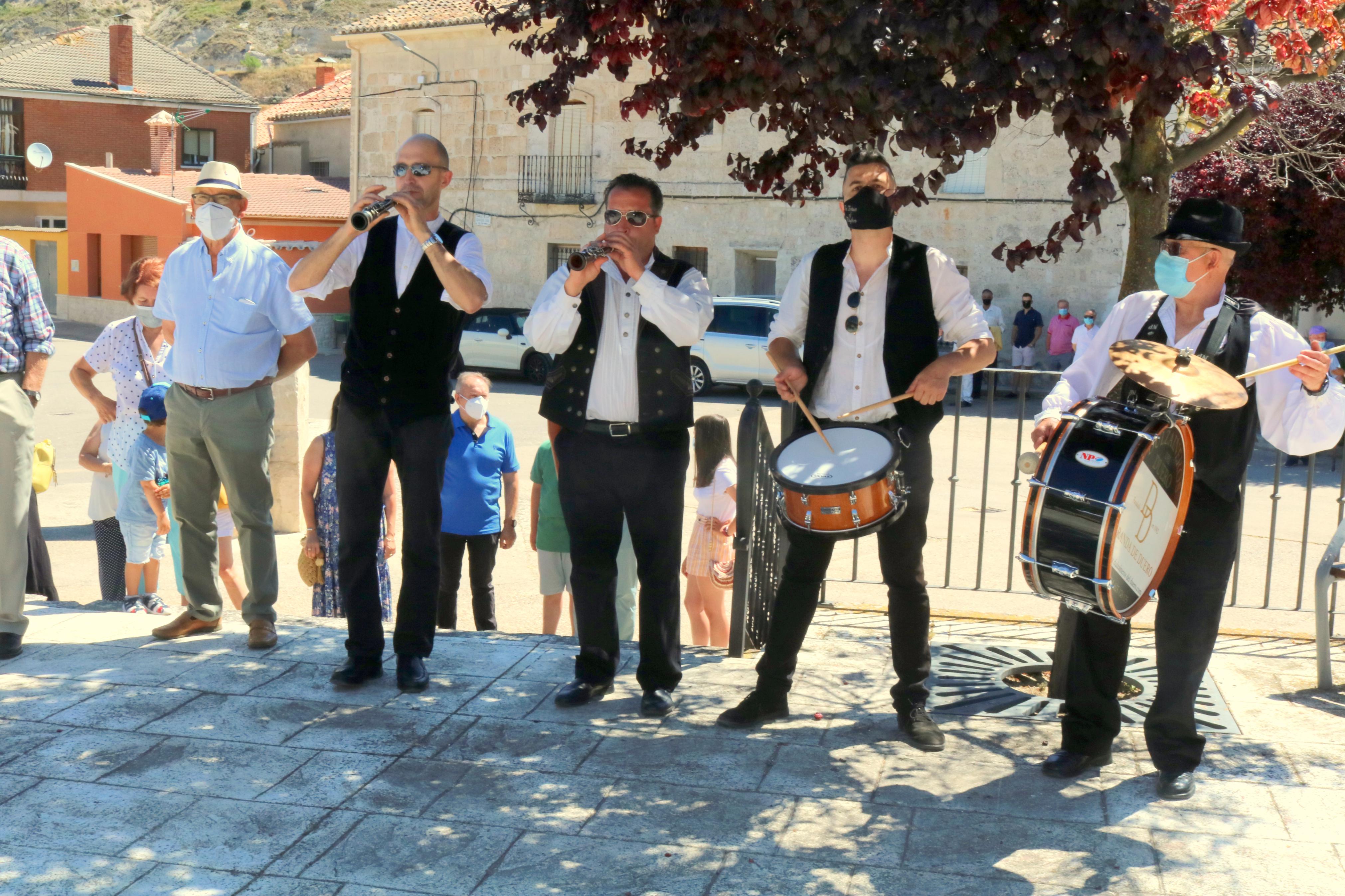 Los ceviqueños danzaron en honor a la Virgen del Carmen
