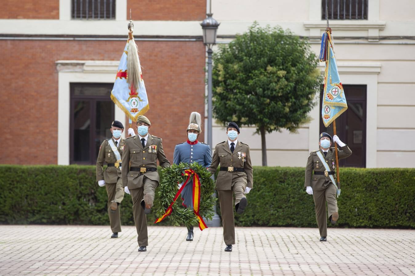 Fotos: La Academia de Caballería de Valladolid celebra un acto militar en honor a Santiago Apóstol