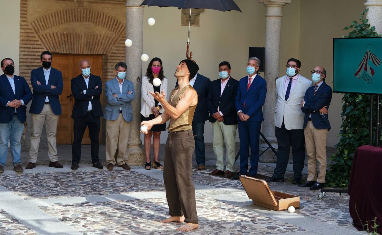 Un momento de la presentación del IX Festival Internacional de Circo de Castilla y León CIR&CO.