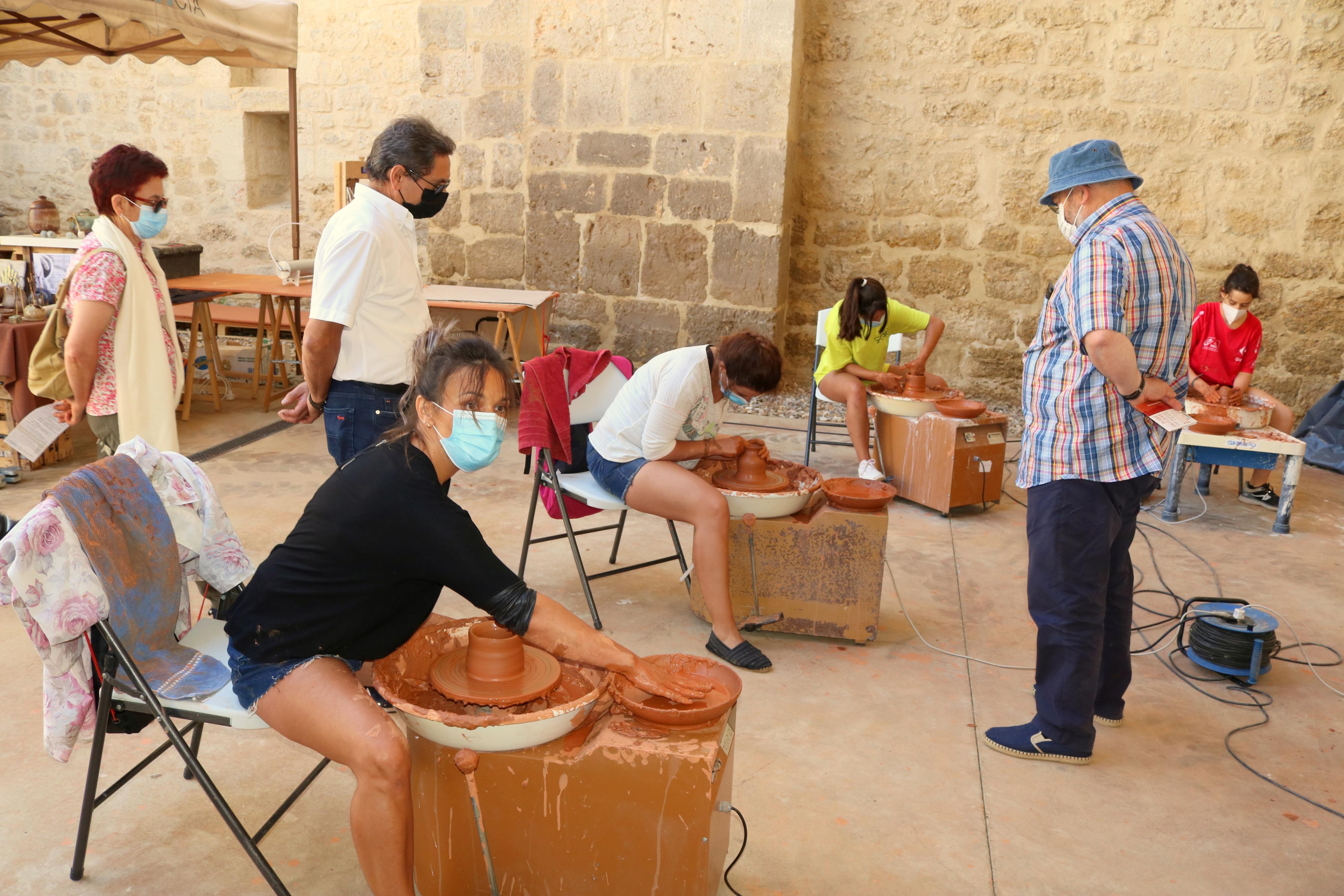 La Feria contó con un taller de torno y otros actos durante el fin de semana