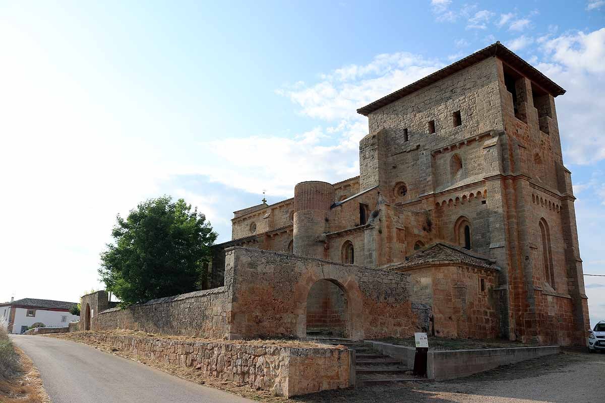 Iglesia de Villamorón.