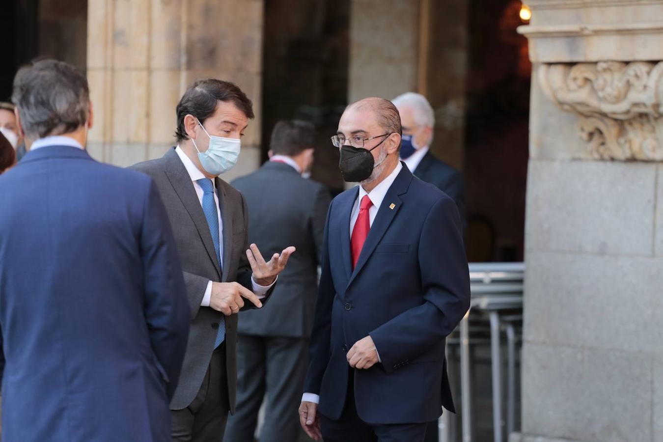 Los dirigentes de las comunidades autónomas, a excepción de Cataluña, acuden a la conferencia de presidentes en Salamanca.
